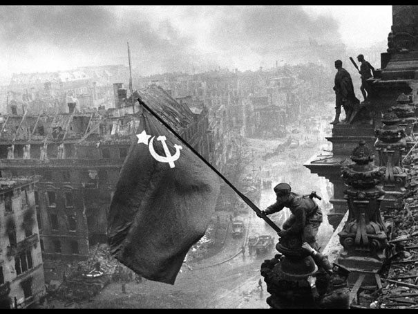 La historia de la Bandera Roja Sobre el Reichstag 9