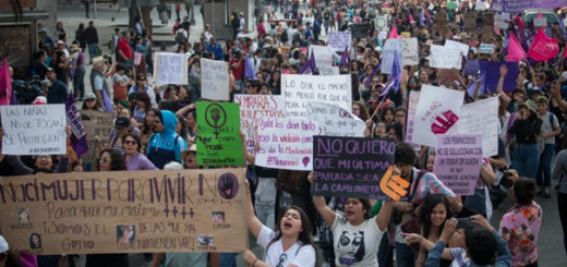 A las feministas de Chile y de todo el mundo 17