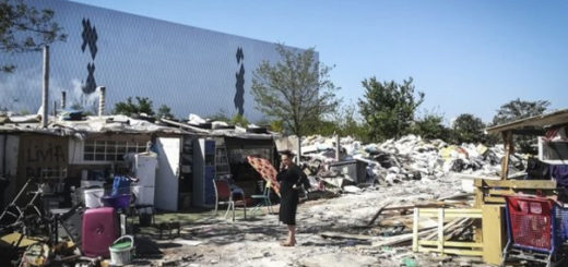 FRANCIA: La emergencia sanitaria pone a prueba la banlieue de París 2