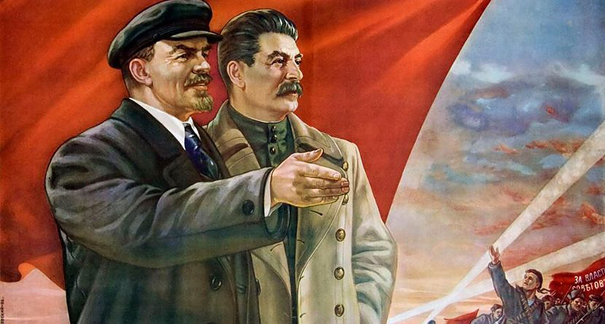 El 25 de octubre de 1917 Triunfó la Gran Revolución Socialista de Octubre 9