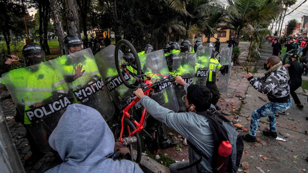 A 3 años de la revuelta contra los CAIs en Bogotá: ¡la lucha continúa! 3