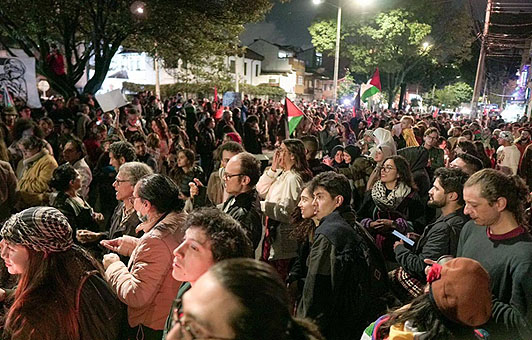 Frente a la Embajada Palestina en Bogotá el pueblo gritó ¡sionistas fuera! 1